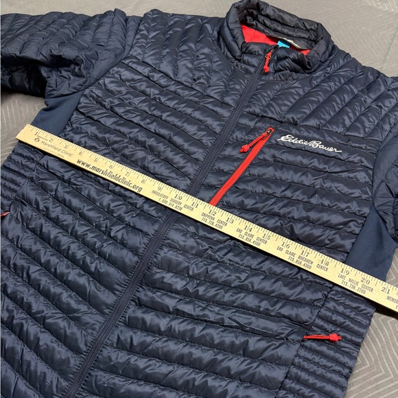 Eddie Bauer Men’s Navy/Red Puffer Jacket First Ascent Packable EB800 Size M - Picture 9 of 10